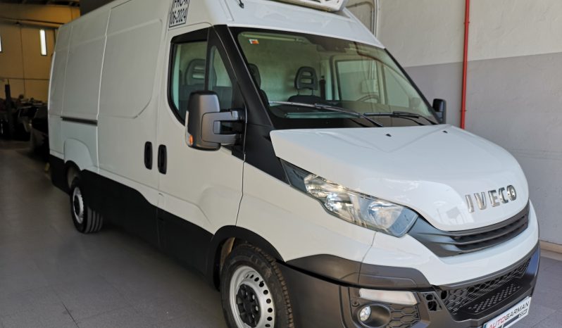 IVECO Daily 2.3 TD 35S 12 V 3520LH3 lleno